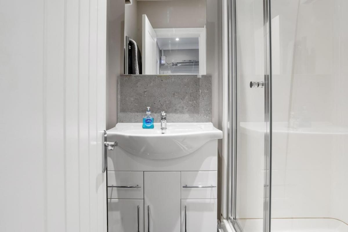 Bright, Restful Coach House In Central Sevenoaks Eksteriør bilde