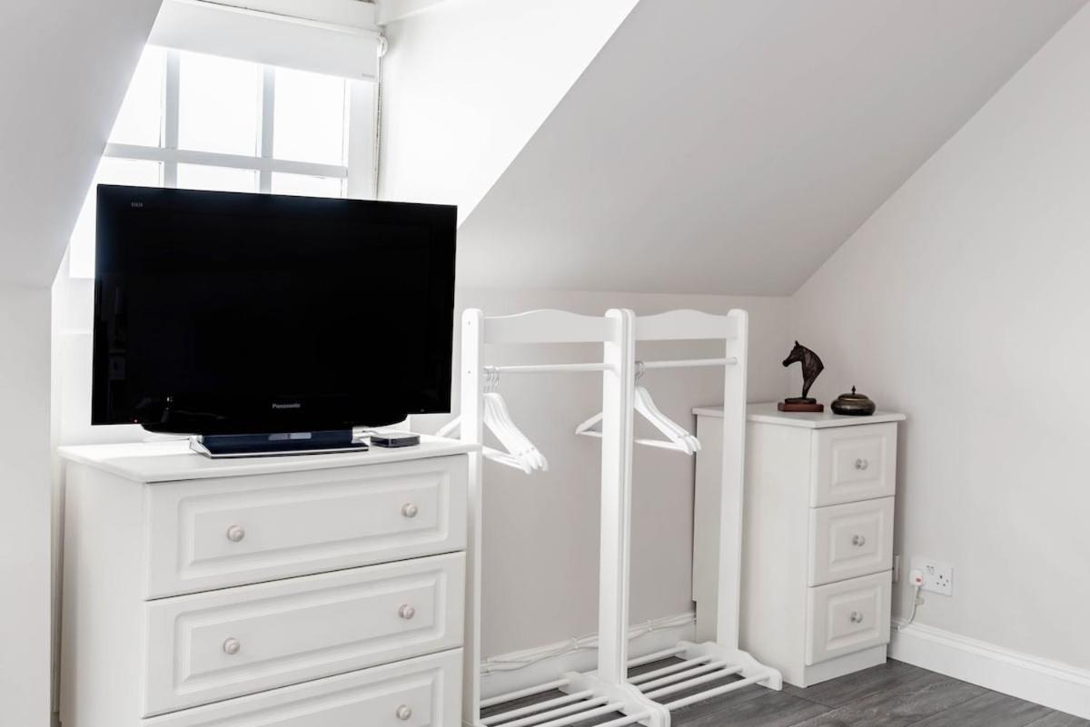 Bright, Restful Coach House In Central Sevenoaks Eksteriør bilde